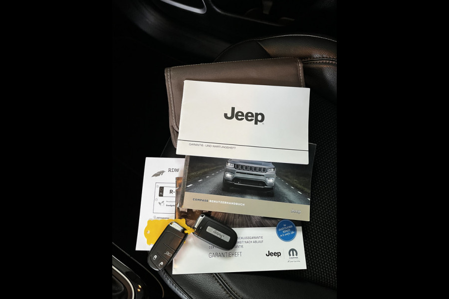 Jeep Compass 1.4 MultiAir Limited 4x4 170pk/125kW Automaat 9-traps | ACC | Elektr. achterklep | Beats | Apple / Android Carplay | Keyless | Two-tone lak etc. etc.