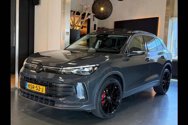 Volkswagen Tiguan 1.5 eTSI Panorama Sfeerverl. Blackstyle 1e eigenaar