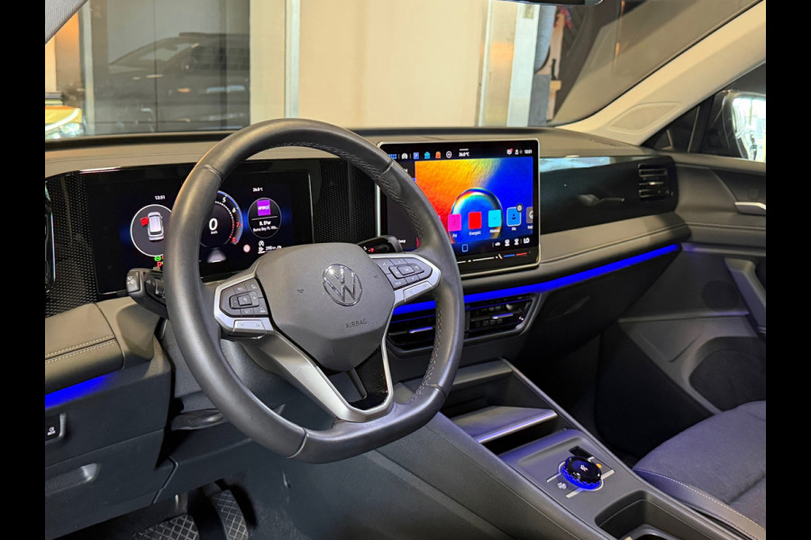 Volkswagen Tiguan 1.5 eTSI Panorama Sfeerverl. Blackstyle 1e eigenaar