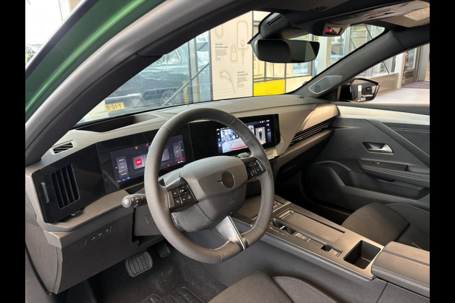 Opel Astra Sports Tourer 1.6 Turbo Plug In Hybrid Ultimate | Apple Carplay/Android Auto | 18 inch velgen | Camera
