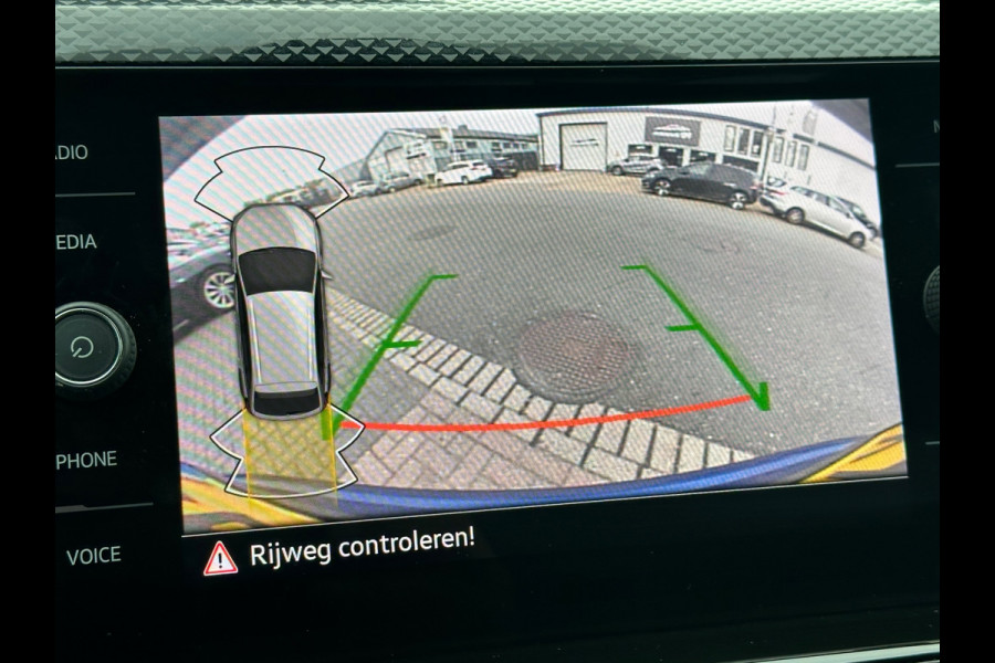 Volkswagen Taigo 1.0 TSI Life CAMERA|APPLE CARPLAY|STOELVERW|