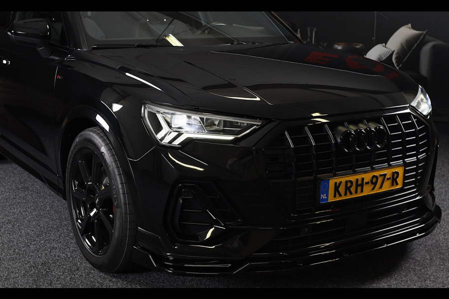 Audi Q3 45 TFSI e RSQ3 Look / Camera / Cc / Lane Assist / Digital Cockpit / S Line Zetels / Open Panoramadak / Pdc / Matrix / 19 I