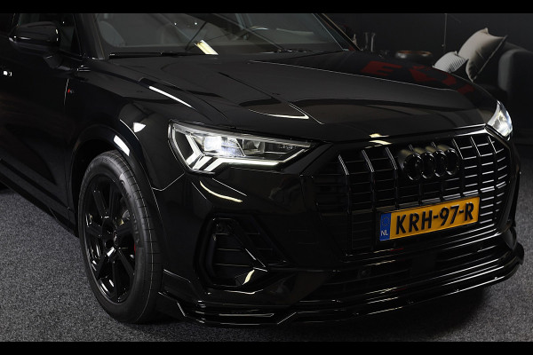 Audi Q3 45 TFSI e RSQ3 Look / Camera / Cc / Lane Assist / Digital Cockpit / S Line Zetels / Open Panoramadak / Pdc / Matrix / 19 I