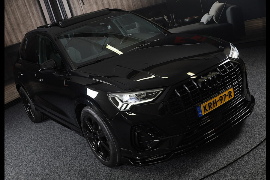 Audi Q3 45 TFSI e RSQ3 Look / Camera / Cc / Lane Assist / Digital Cockpit / S Line Zetels / Open Panoramadak / Pdc / Matrix / 19 I