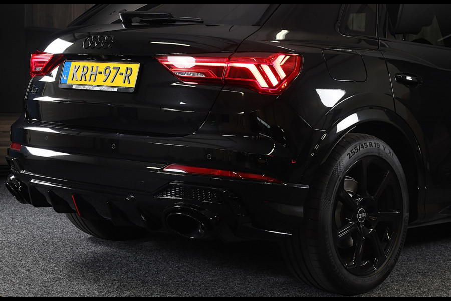 Audi Q3 45 TFSI e RSQ3 Look / Camera / Cc / Lane Assist / Digital Cockpit / S Line Zetels / Open Panoramadak / Pdc / Matrix / 19 I