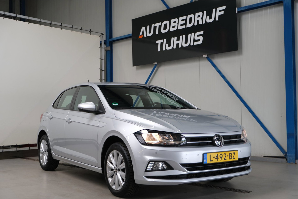 Volkswagen Polo 1.0 TSI Highline - N.A.P. Airco, Cruise, Carplay, Navi, PDC.