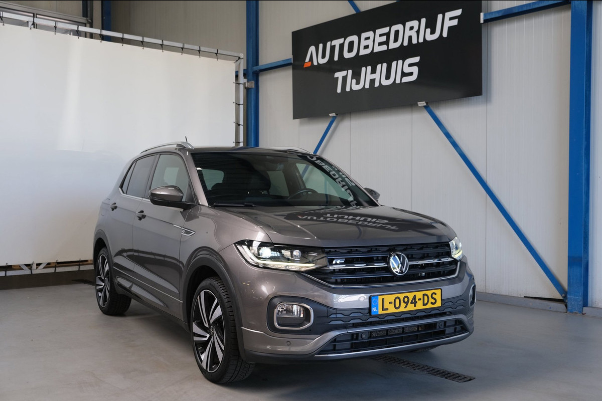 Volkswagen T-Cross 1.0 TSI Style Business 2x R-Line Automaat - Airco, Cruise, Virtueel display, Camera, Carplay, Trekhaak.