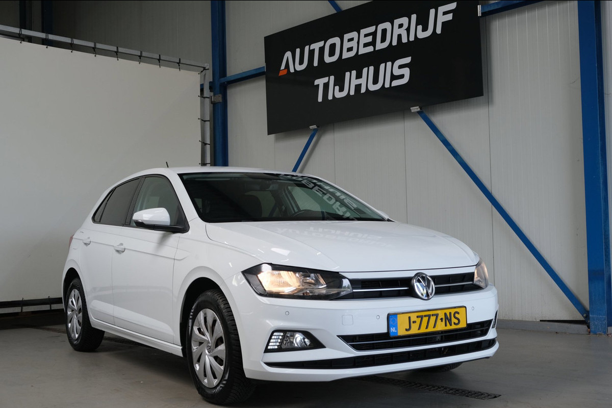Volkswagen Polo 1.0 TSI Comfortline - N.A.P. Airco, Cruise, PDC, Navi, Carplay.
