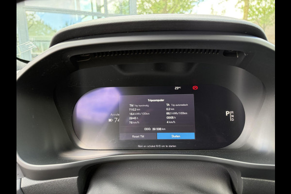 Volvo XC40 Recharge Plus 70 kWh | SOH 98% | PILOT ASSIST ACC | ELEKTRISCHE ACHTERKLEP | STOEL + STUURVERWARMING | ACHTERUITRIJCAMERA |