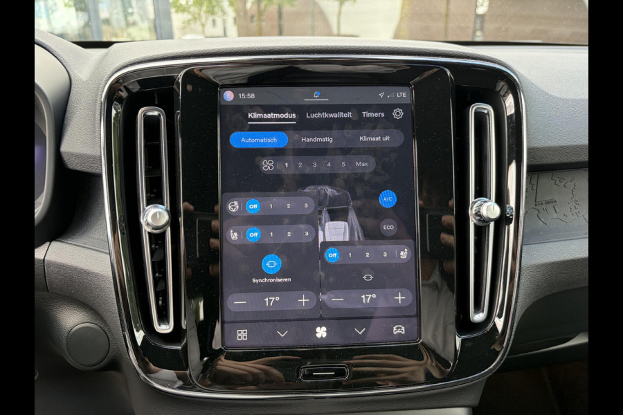 Volvo XC40 Recharge Plus 70 kWh | SOH 98% | PILOT ASSIST ACC | ELEKTRISCHE ACHTERKLEP | STOEL + STUURVERWARMING | ACHTERUITRIJCAMERA |