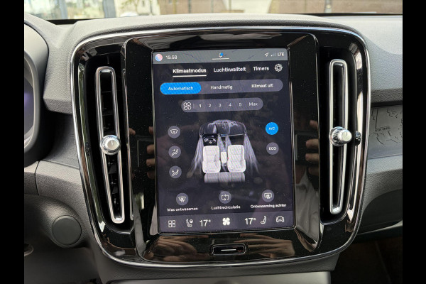 Volvo XC40 Recharge Plus 70 kWh | SOH 98% | PILOT ASSIST ACC | ELEKTRISCHE ACHTERKLEP | STOEL + STUURVERWARMING | ACHTERUITRIJCAMERA |