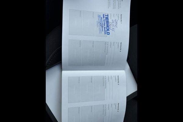 Volvo XC40 Recharge Plus 70 kWh | SOH 98% | PILOT ASSIST ACC | ELEKTRISCHE ACHTERKLEP | STOEL + STUURVERWARMING | ACHTERUITRIJCAMERA |