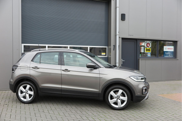 Volkswagen T-Cross 1.0 TSI 110pk DSG Style, Led, Virtual Cockpit, Navigatie, Stoelverwarming, DAB+ ,Carplay ,etc .