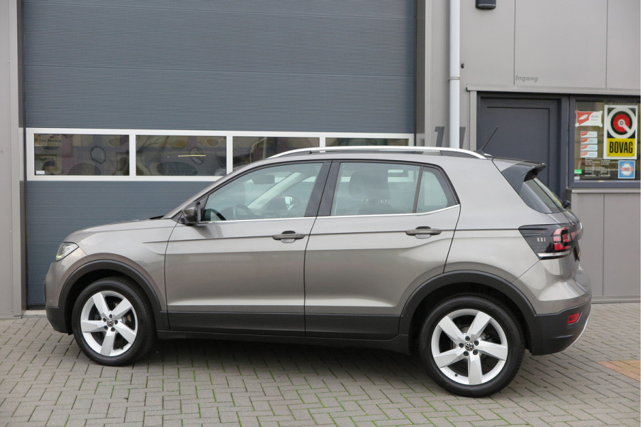 Volkswagen T-Cross 1.0 TSI 110pk DSG Style, Led, Virtual Cockpit, Navigatie, Stoelverwarming, DAB+ ,Carplay ,etc .