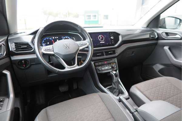 Volkswagen T-Cross 1.0 TSI 110pk DSG Style, Led, Virtual Cockpit, Navigatie, Stoelverwarming, DAB+ ,Carplay ,etc .