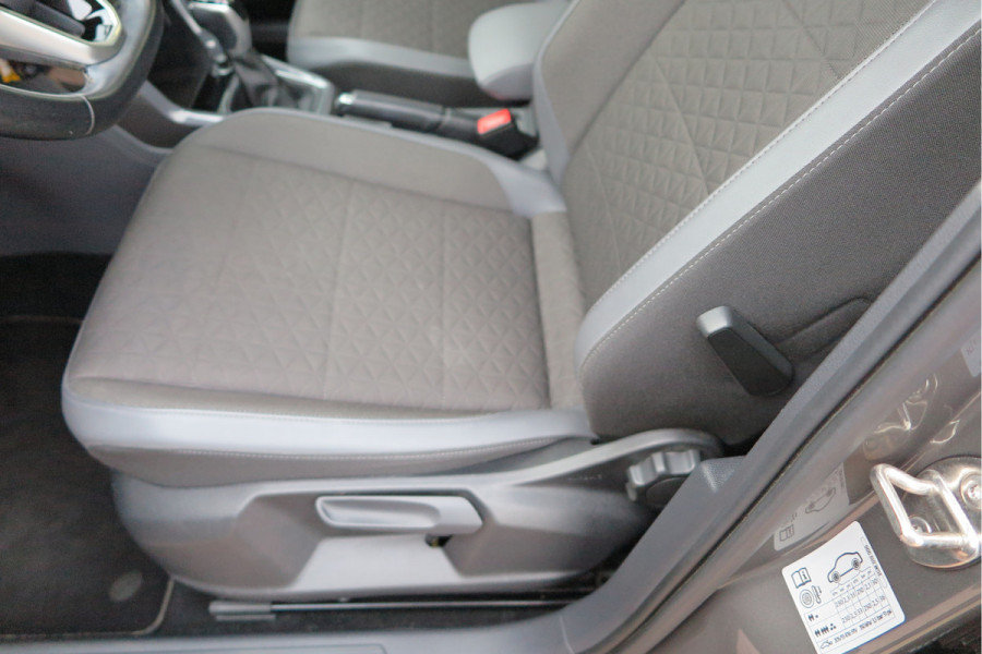 Volkswagen T-Cross 1.0 TSI 110pk DSG Style, Led, Virtual Cockpit, Navigatie, Stoelverwarming, DAB+ ,Carplay ,etc .