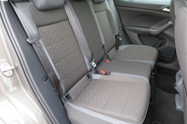 Volkswagen T-Cross 1.0 TSI 110pk DSG Style, Led, Virtual Cockpit, Navigatie, Stoelverwarming, DAB+ ,Carplay ,etc .