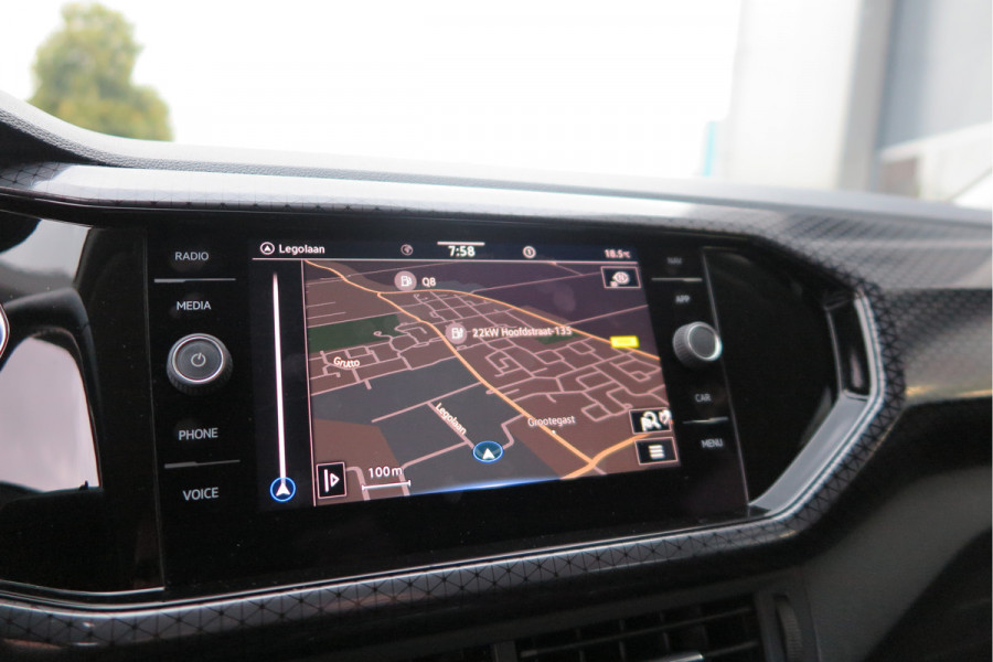 Volkswagen T-Cross 1.0 TSI 110pk DSG Style, Led, Virtual Cockpit, Navigatie, Stoelverwarming, DAB+ ,Carplay ,etc .