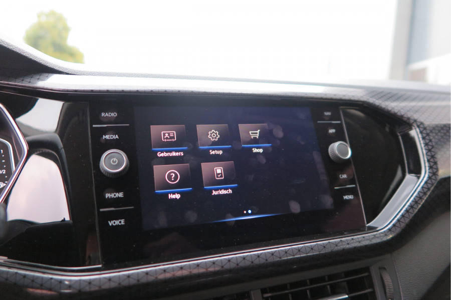 Volkswagen T-Cross 1.0 TSI 110pk DSG Style, Led, Virtual Cockpit, Navigatie, Stoelverwarming, DAB+ ,Carplay ,etc .