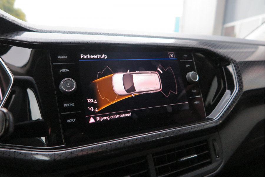 Volkswagen T-Cross 1.0 TSI 110pk DSG Style, Led, Virtual Cockpit, Navigatie, Stoelverwarming, DAB+ ,Carplay ,etc .