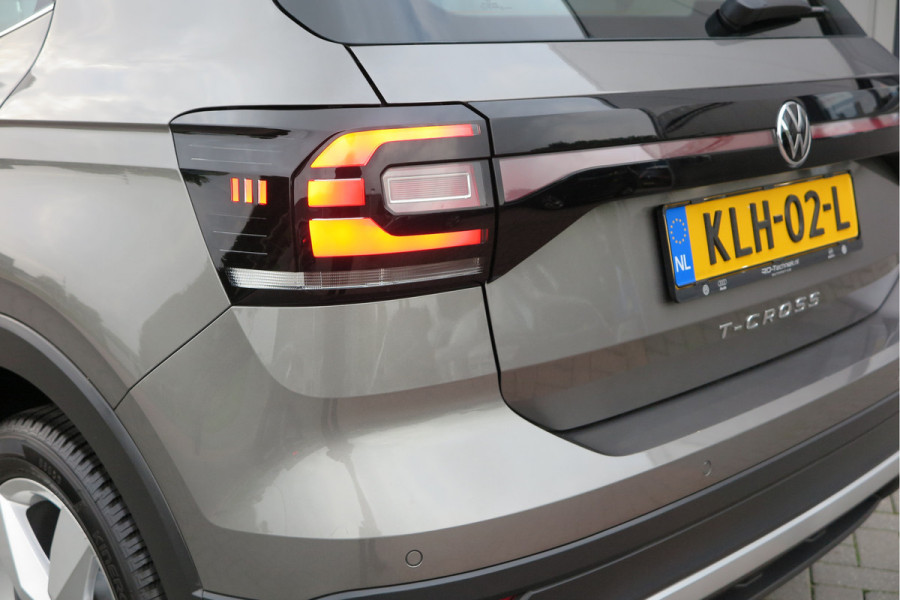 Volkswagen T-Cross 1.0 TSI 110pk DSG Style, Led, Virtual Cockpit, Navigatie, Stoelverwarming, DAB+ ,Carplay ,etc .