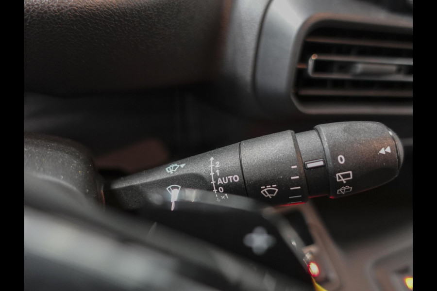 Peugeot Partner 1.5 BlueHDi 130pk L2 Automaat Navigatie Airco Cruise Control Camera