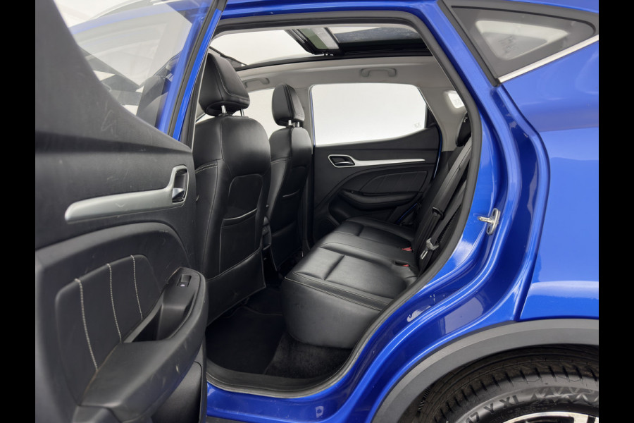 MG ZS EV Luxury 45 kWh {SoH-87%} (INCL-BTW) Aut. *PANO | LEATHER | CCS-FASTLOADER | KEYLESS | NAVI-FULLMAP | ADAPTIVE-CRUISE | CAMERA | HEATED-SPORTSEATS | CARPLAY | BLINDSPOT | DAB | LANE-ASSIST | 17''ALU*
