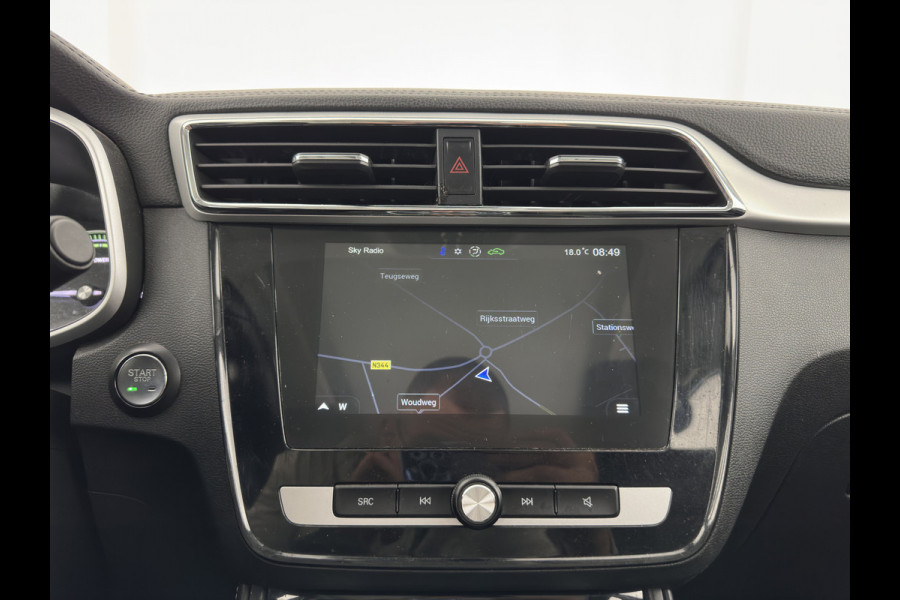 MG ZS EV Luxury 45 kWh {SoH-87%} (INCL-BTW) Aut. *PANO | LEATHER | CCS-FASTLOADER | KEYLESS | NAVI-FULLMAP | ADAPTIVE-CRUISE | CAMERA | HEATED-SPORTSEATS | CARPLAY | BLINDSPOT | DAB | LANE-ASSIST | 17''ALU*