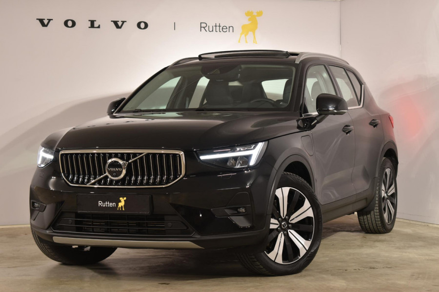 Volvo XC40 T5 262PK Recharge Inscription / Adaptive Cruise Control / Leren bekleding / Elektrisch verstelbare stoelen met geheugen / Stoel- en stuurverwarming / Elektrisch panorama schuifdak / Trekhaak elektrisch uitklapbaar/ Elektrische achterklep / Achteruitrijcamera / Parkeersensoren V+A