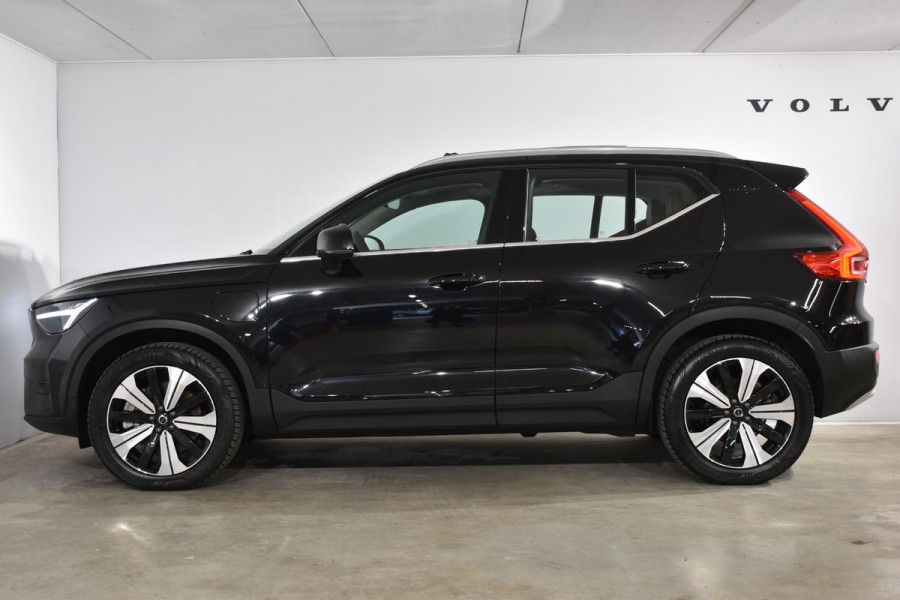 Volvo XC40 T5 262PK Recharge Inscription / Adaptive Cruise Control / Leren bekleding / Elektrisch verstelbare stoelen met geheugen / Stoel- en stuurverwarming / Elektrisch panorama schuifdak / Trekhaak elektrisch uitklapbaar/ Elektrische achterklep / Achteruitrijcamera / Parkeersensoren V+A