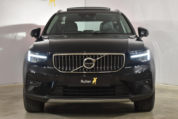 Volvo XC40 T5 262PK Recharge Inscription / Adaptive Cruise Control / Leren bekleding / Elektrisch verstelbare stoelen met geheugen / Stoel- en stuurverwarming / Elektrisch panorama schuifdak / Trekhaak elektrisch uitklapbaar/ Elektrische achterklep / Achteruitrijcamera / Parkeersensoren V+A