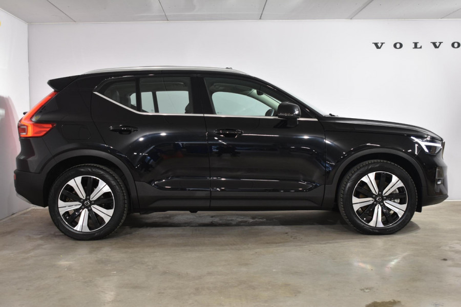 Volvo XC40 T5 262PK Recharge Inscription / Adaptive Cruise Control / Leren bekleding / Elektrisch verstelbare stoelen met geheugen / Stoel- en stuurverwarming / Elektrisch panorama schuifdak / Trekhaak elektrisch uitklapbaar/ Elektrische achterklep / Achteruitrijcamera / Parkeersensoren V+A
