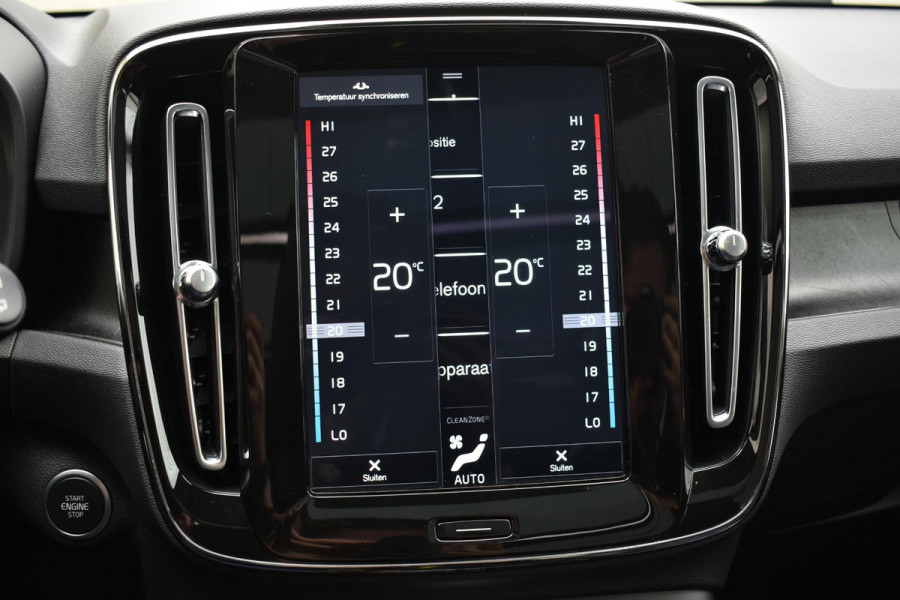 Volvo XC40 T5 262PK Recharge Inscription / Adaptive Cruise Control / Leren bekleding / Elektrisch verstelbare stoelen met geheugen / Stoel- en stuurverwarming / Elektrisch panorama schuifdak / Trekhaak elektrisch uitklapbaar/ Elektrische achterklep / Achteruitrijcamera / Parkeersensoren V+A