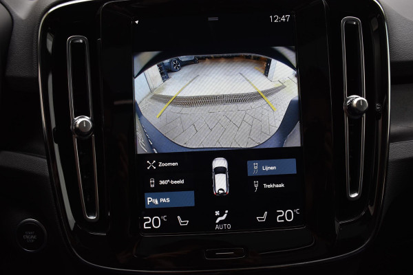 Volvo XC40 T5 262PK Recharge Inscription / Adaptive Cruise Control / Leren bekleding / Elektrisch verstelbare stoelen met geheugen / Stoel- en stuurverwarming / Elektrisch panorama schuifdak / Trekhaak elektrisch uitklapbaar/ Elektrische achterklep / Achteruitrijcamera / Parkeersensoren V+A