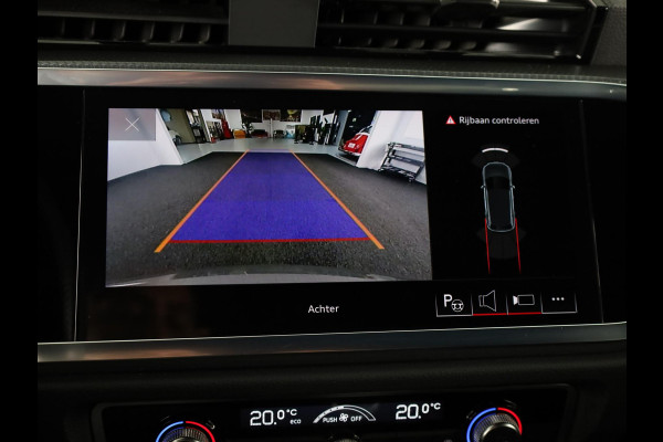 Audi Q3 45 TFSI e S edition 245pk | Navigatiesysteem full map | S Line exterieur met lederen bekleding | Apple Carplay/Android Auto |  Achteruitrijcamera | Dodehoekdetectie |