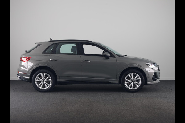 Audi Q3 45 TFSI e S edition 245pk | Navigatiesysteem full map | S Line exterieur met lederen bekleding | Apple Carplay/Android Auto |  Achteruitrijcamera | Dodehoekdetectie |