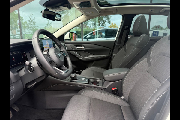 Nissan QASHQAI 1.3 MHEV Xtronic Premiere Edition - Automaat - Panodak - Navi - Trekhaak - Org.NL