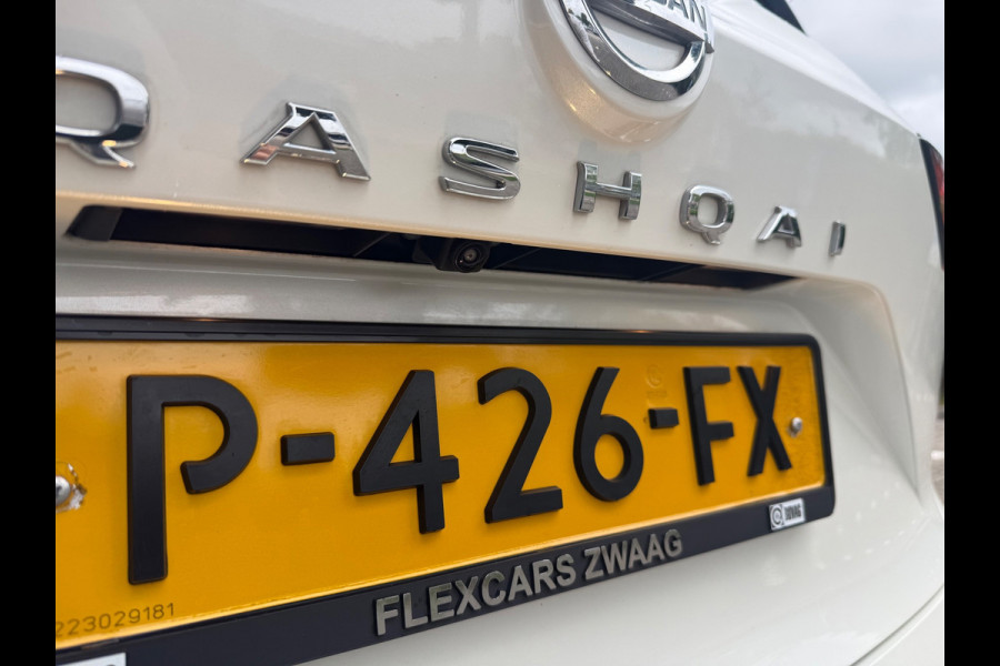 Nissan QASHQAI 1.3 MHEV Xtronic Premiere Edition - Automaat - Panodak - Navi - Trekhaak - Org.NL