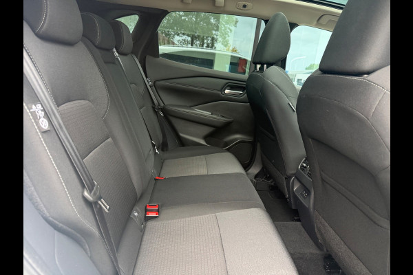 Nissan QASHQAI 1.3 MHEV Xtronic Premiere Edition - Automaat - Panodak - Navi - Trekhaak - Org.NL