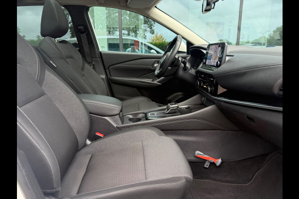 Nissan QASHQAI 1.3 MHEV Xtronic Premiere Edition - Automaat - Panodak - Navi - Trekhaak - Org.NL