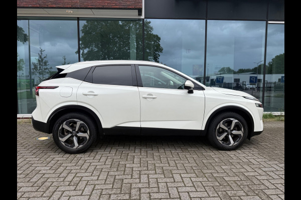 Nissan QASHQAI 1.3 MHEV Xtronic Premiere Edition - Automaat - Panodak - Navi - Trekhaak - Org.NL