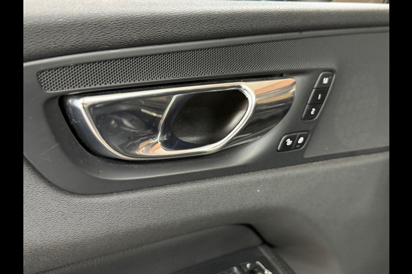 Volvo XC60 2.0 T5 Inscription | 250PK | Automaat | Leder | Camera | Trekhaak | Pano | Navi | 12,3” Digitaal Display