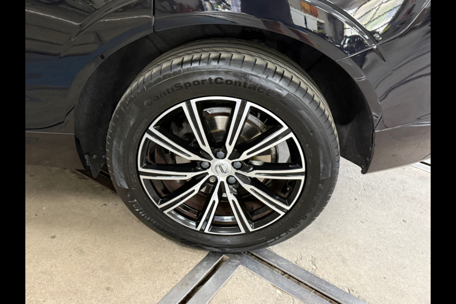 Volvo XC60 2.0 T5 Inscription | 250PK | Automaat | Leder | Camera | Trekhaak | Pano | Navi | 12,3” Digitaal Display