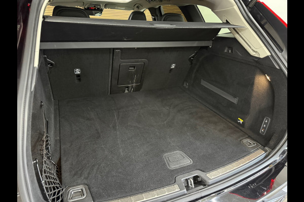 Volvo XC60 2.0 T5 Inscription | 250PK | Automaat | Leder | Camera | Trekhaak | Pano | Navi | 12,3” Digitaal Display