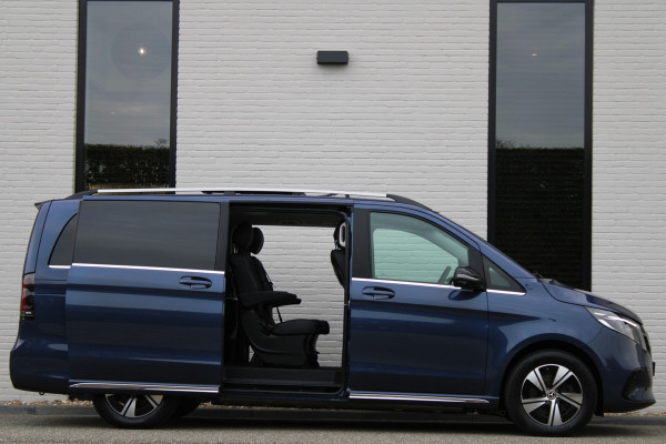 Mercedes-Benz Eqv 300 L2 / AMG / Panorama / Luchtvering / 7-Persoons / Slaapbank / 360 Camera / Vol Opties / NIEUWSTAAT