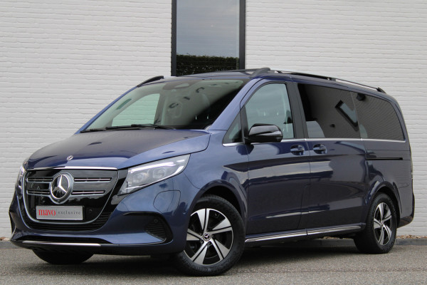 Mercedes-Benz Eqv 300 L2 / AMG / Panorama / Luchtvering / 7-Persoons / Slaapbank / 360 Camera / Vol Opties / NIEUWSTAAT