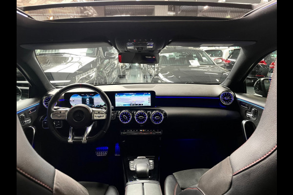 Mercedes-Benz A-Klasse 180 Premium Plus 35 AMG-Aerodynamic PANO NAP