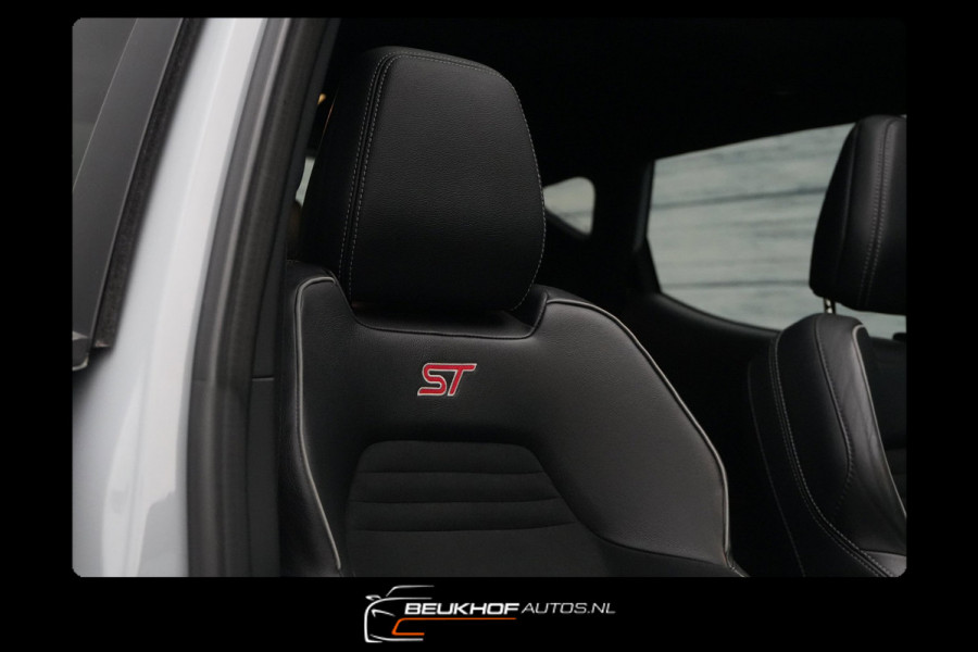 Ford Fiesta 1.5 EcoBoost ST-3 Performance 200Pk Leer Carplay