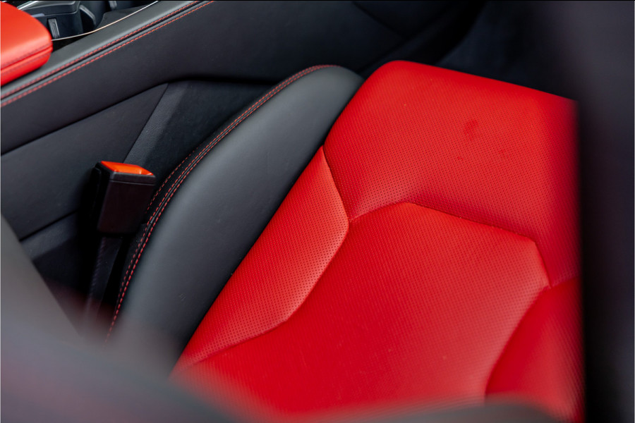 Lamborghini Urus 4.0 V8 | CT Carbon Widebody | Pano | B&O 3D | Stoelkoeling