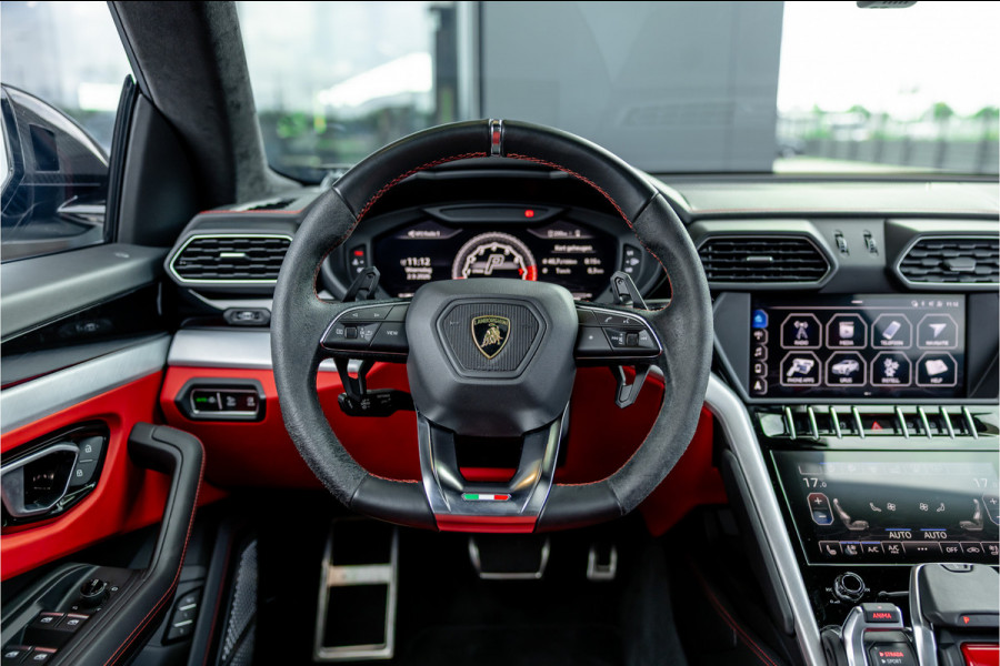 Lamborghini Urus 4.0 V8 | CT Carbon Widebody | Pano | B&O 3D | Stoelkoeling